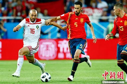 世界杯:西班牙2:2摩洛哥(gē) 憑進球優勢小(xiǎo)組第一出線